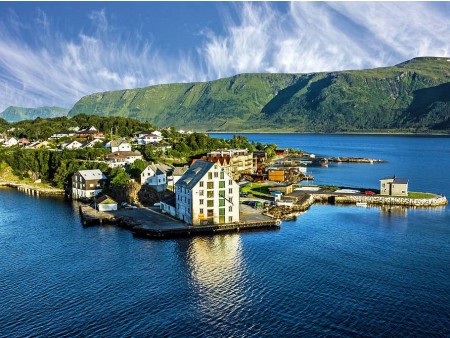 NORVEŠKA, DEŽELA ČAROBNIH FJORDOV IN LEDENIKOV