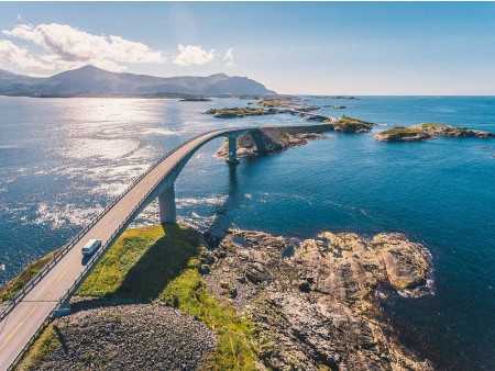 NORVEŠKA, DEŽELA ČAROBNIH FJORDOV IN LEDENIKOV